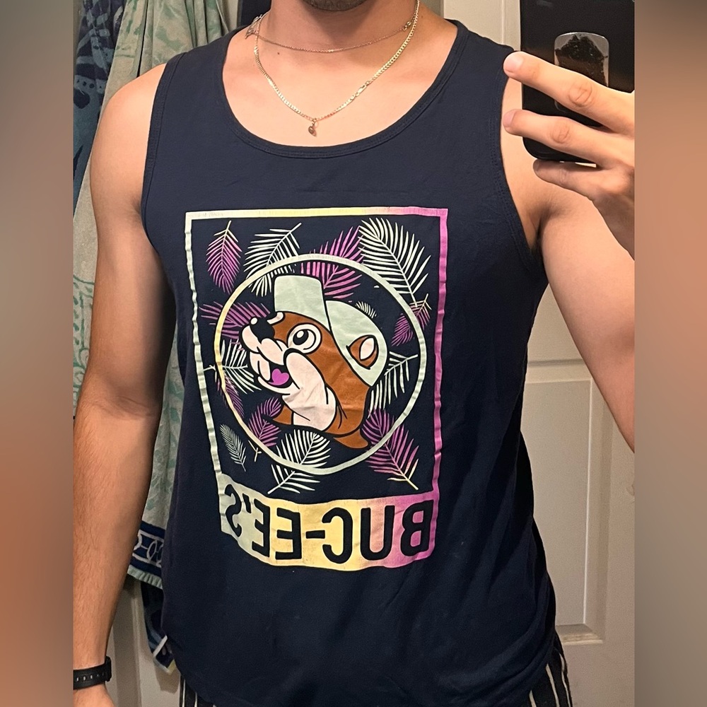 Buc-ee's Tank Top: Mens size Medium
